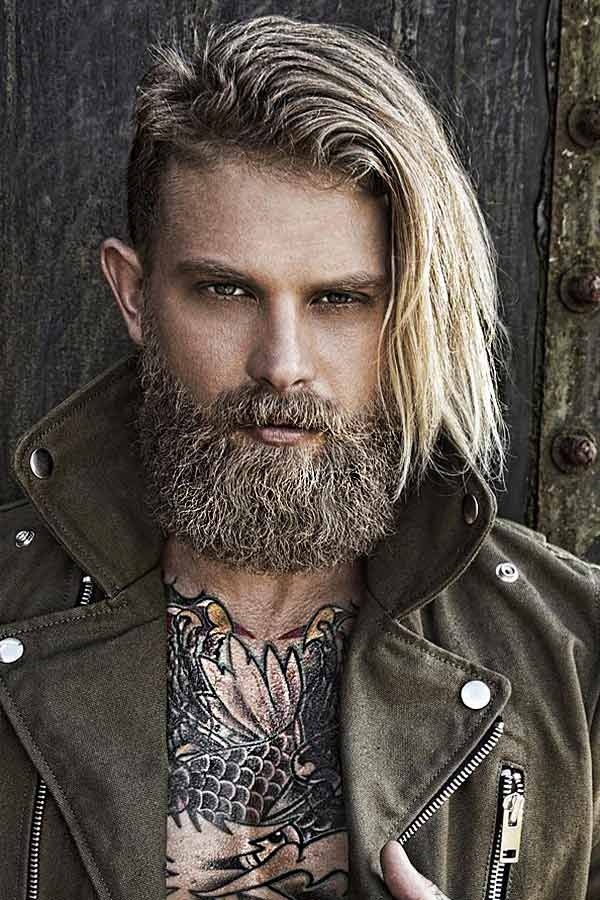 The tapered ‘V’ for Viking’s look