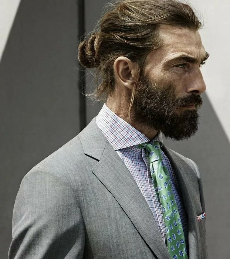 Mens Wedding Hairstyle Casual Pulled-Back Man Bun Hairstyle